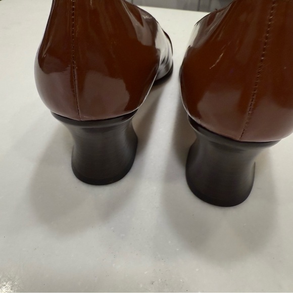 Cole Haan Women’s Brown Patent Leather Block Heel Pumps Made In ITALY Sz 7.5 NEW - Picture 6 of 13